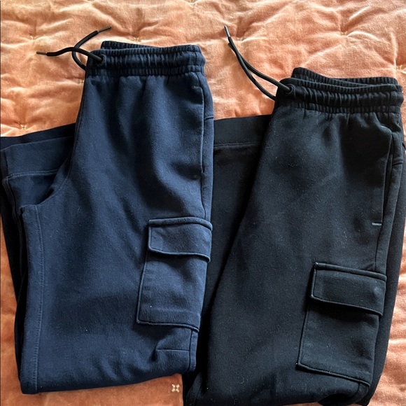 Old Navy Dynamic Fleece Kids' Navy and Black Cargo Joggers - Picture 1 of 2